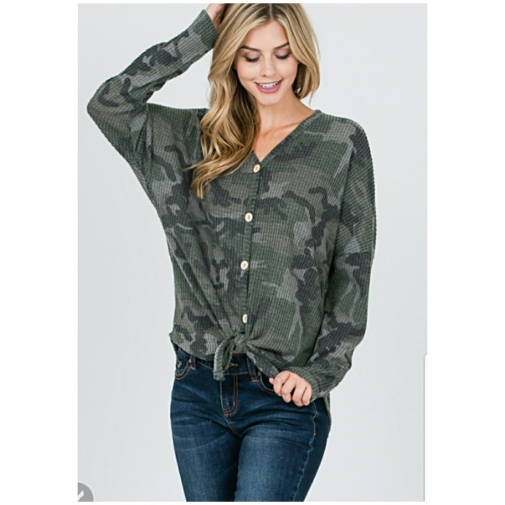 🆕️💥....Army button down camo top-arrived - Picture 2 of 4